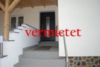 1Eingangvermietet.jpg