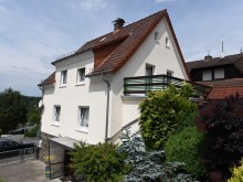 * Heimeliges Einfamilienhaus mit Nebengeb&auml;ude in Leun-Bissenberg *
