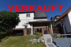 * Doppelhaush&auml;lfte in sonniger Hanglage von Braunfels-Bonbaden*