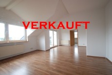 * Lichtdurchflutet und in ruhiger Lage! Eigentumswohnung in Braunfels-Neukirchen *