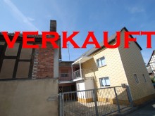 Sch&ouml;ffengrund-Schwalbach. Gro&szlig;es Haus zum kleinen Preis !