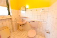 6_Gaeste-WC_edited_.jpg