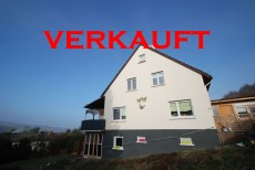 * Doppelhaush&auml;lfte in S&uuml;dhanglage in Braunfels-Bonbaden *