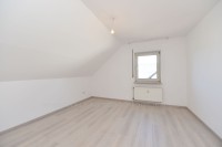 93_Schlafzimmer_DG-.jpg